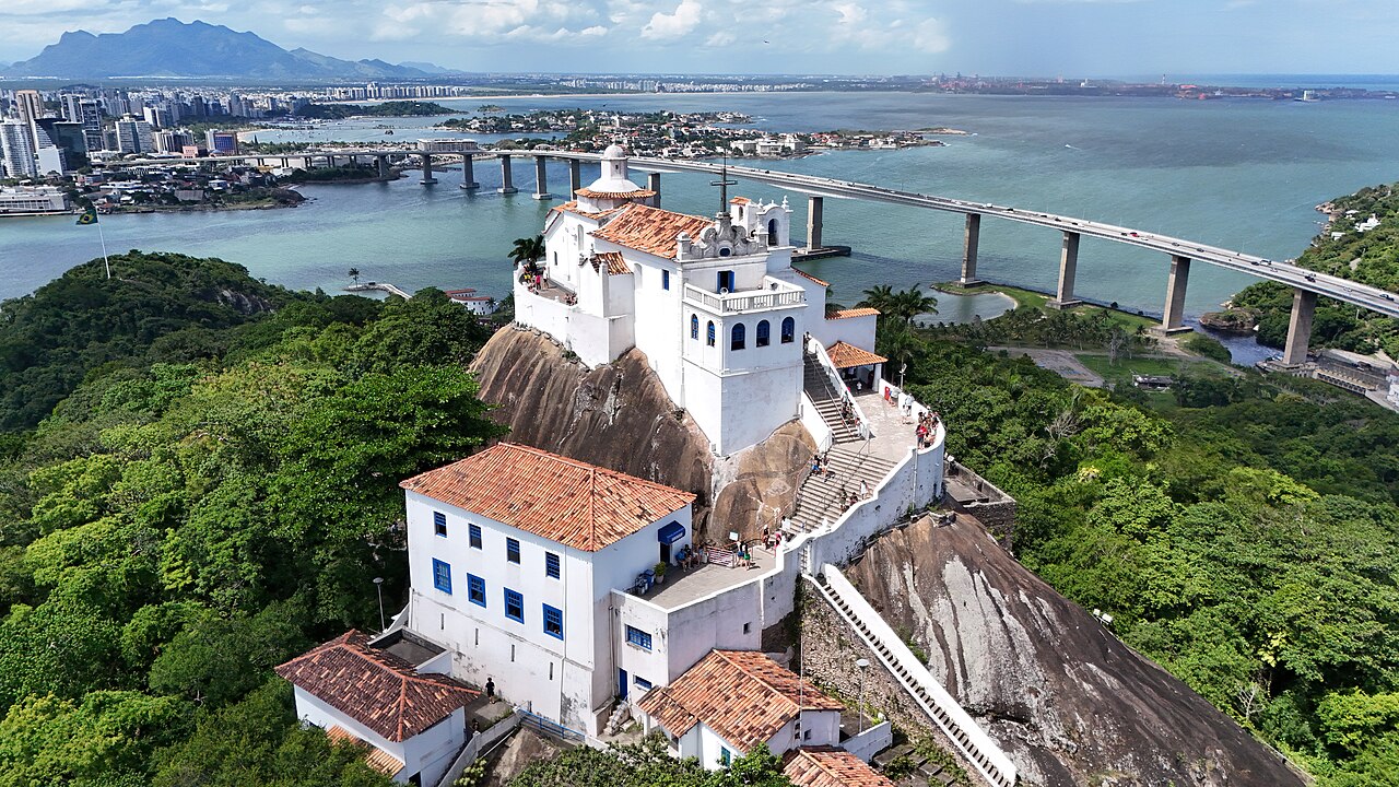 Convento da Penha e baía de Vitória (ES)