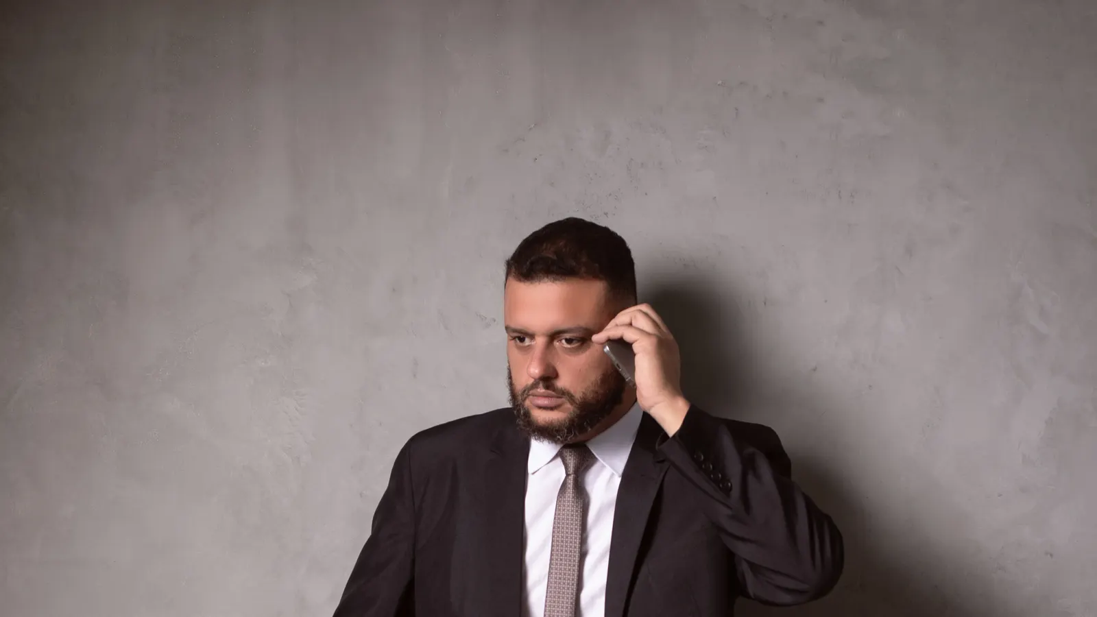 Felipe Smargiassi, advogado criminalista plenarista, OAB/MG 155.242